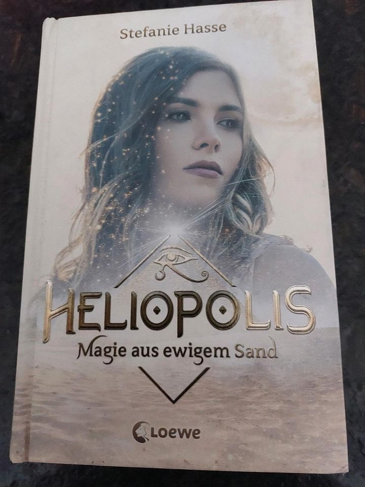 Jugendbuch "Heliopolis-Magie aus ewigem Sand" in Triftern