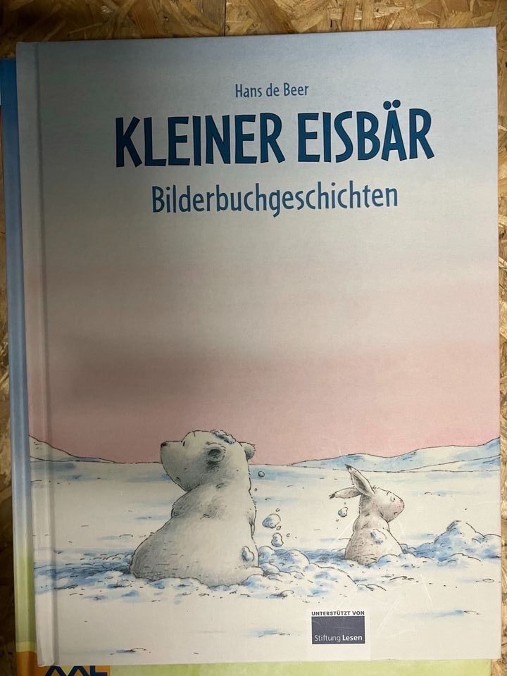 Verschiedene Kinderbücher in Schiffweiler