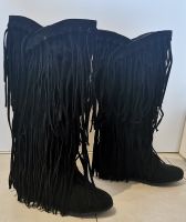 Stylische Stiefel mit Fransen schwarz ca. Gr. 38.5 / 39  NEU!!! Hessen - Wöllstadt Vorschau