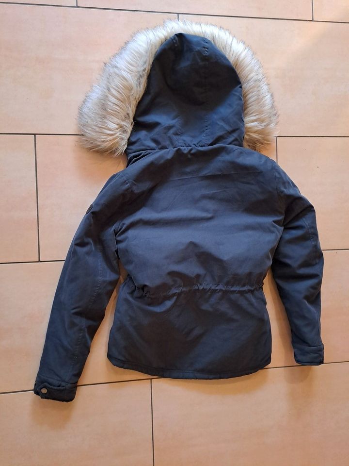 Dunkelblaue Winterjacke Only Gr. 158 in Ludwigsburg