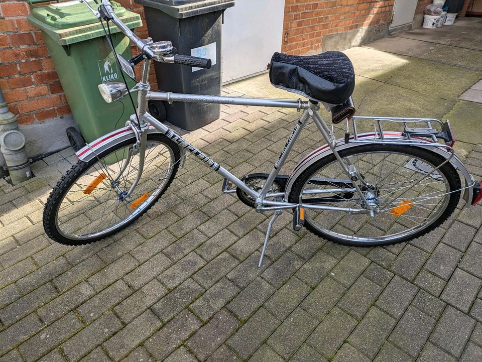 Herren Fahrrad wie Neu super Bequem in Delligsen