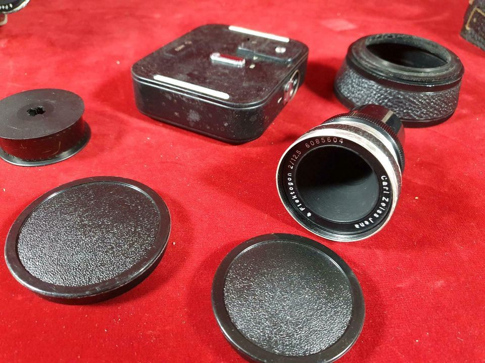 Pentaflex 8 Filmkamera 8 mm Schmalfilmkamera Kamera mit Zubehör in Halle