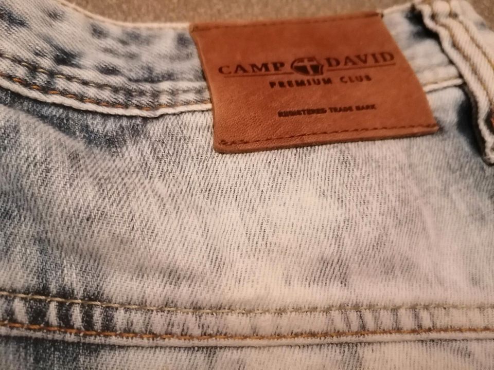 Camp David Jeans Clayton 3 D  Bermudas Jeans S in Bielefeld