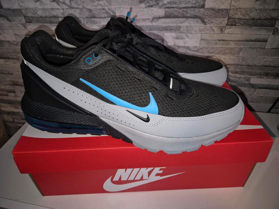 Nike Air max Pulse schwarz/blau/beige gr 46 NEU! in Velpke