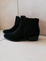 Esprit Boots / Stiefeletten schwarz Gr. 38 Wildleder Nordrhein-Westfalen - Barntrup Vorschau