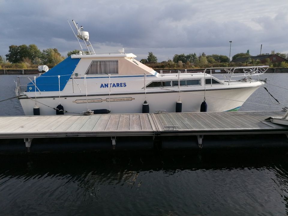 Motoryacht, Motorboot Princess 33 in Nottensdorf