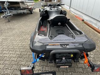 Sea-Doo RXP-X-300RS, 300PS , nur 13 Stunden,optional mit Trailer in Windesheim