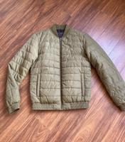 Leichte Steppjacke Bomberjacke Khaki grün Gr. S Bayern - Weibersbrunn Vorschau