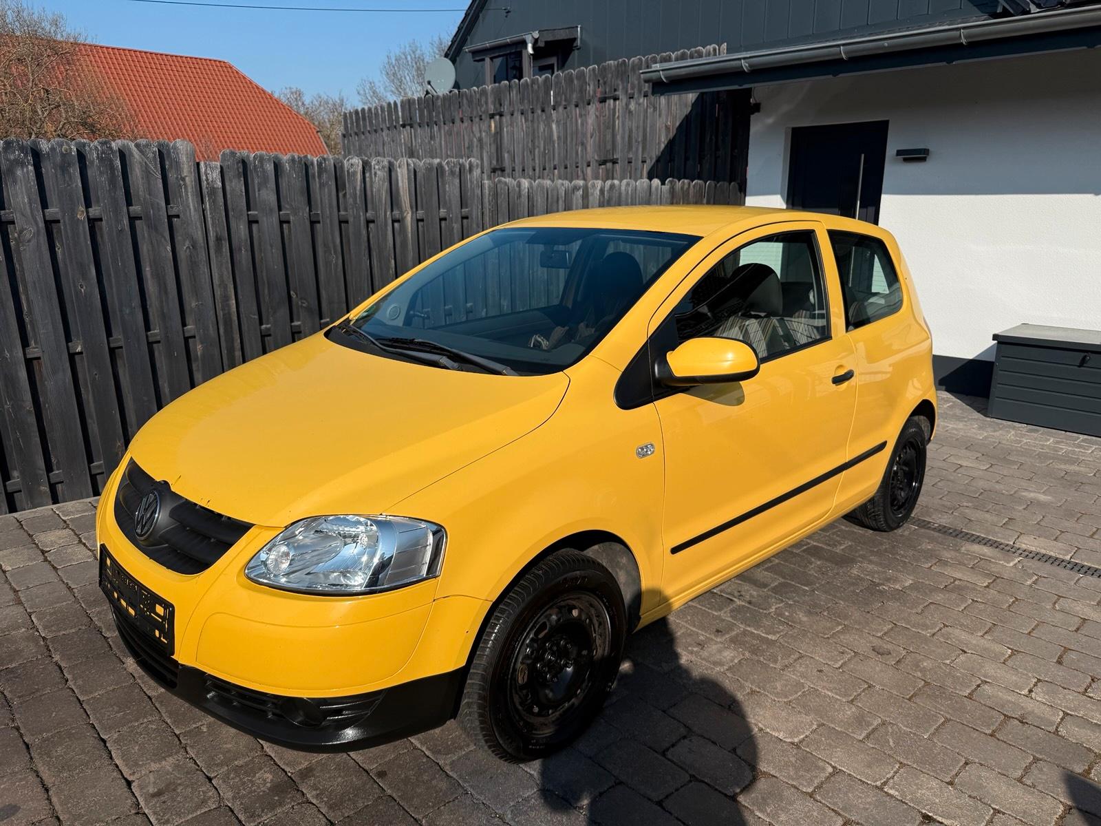 Abbildung des Autos VW FOX &#x2F; Tüv Neu &#…