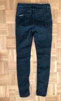 Schwarze Jeans Calvin Klein 28-32 Skinny, nur 1xgetragen München - Thalk.Obersendl.-Forsten-Fürstenr.-Solln Vorschau