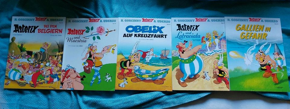 5 Asterix neue Auflage, guter Zustand in Darmstadt