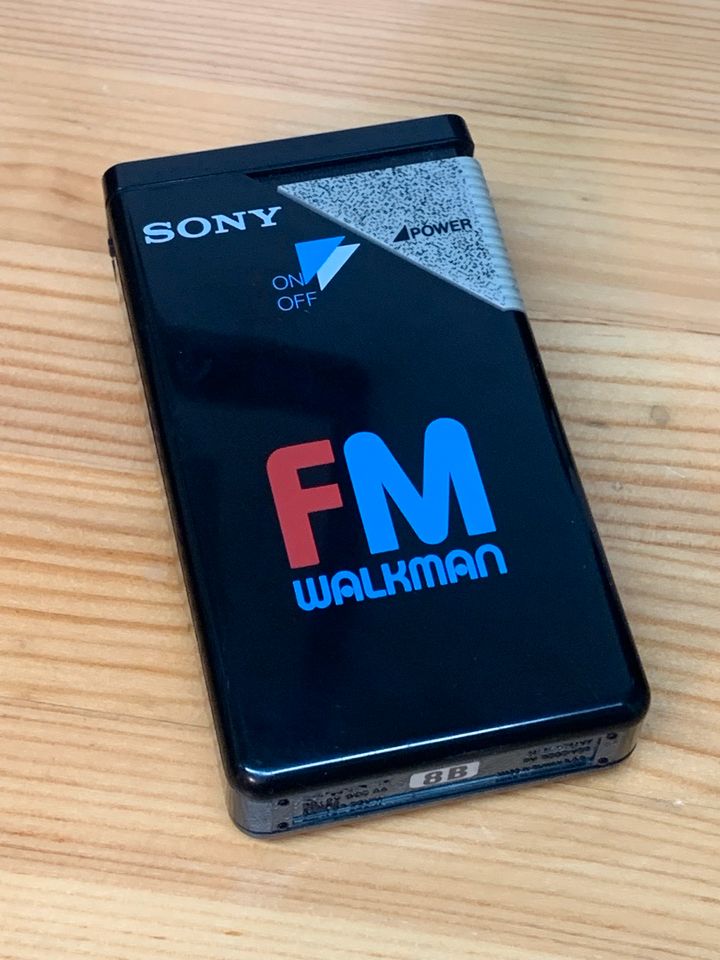 Sony SRF-16W FM Receiver Walkman in Stuttgart