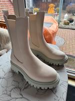 Boots beige Niedersachsen - Emden Vorschau