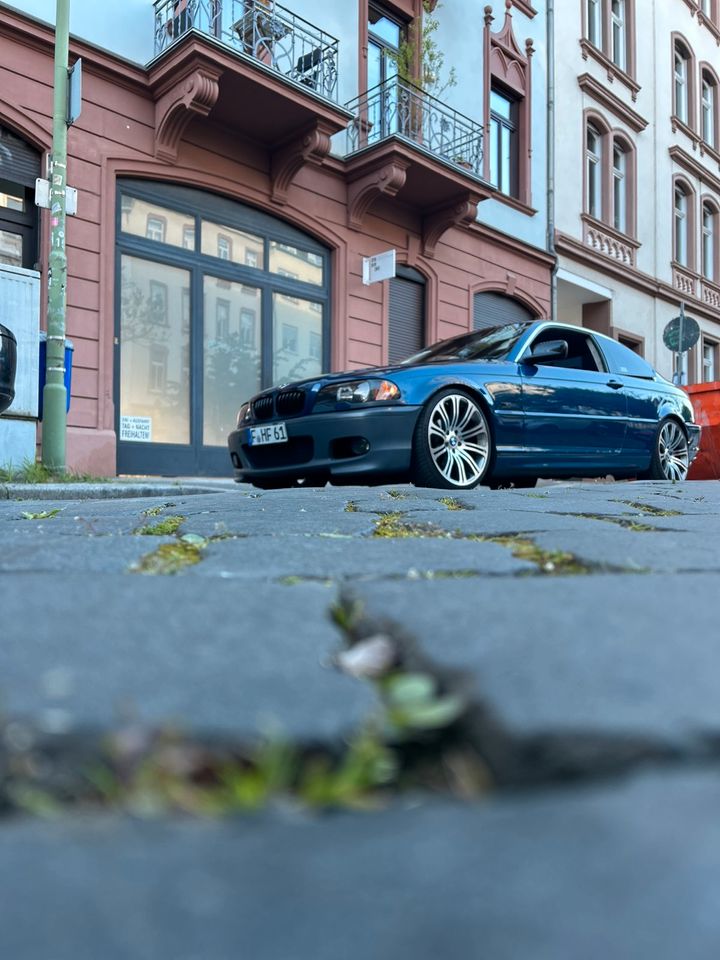 BMW 320ci Topas Blau Top Zustand ! in Frankfurt am Main