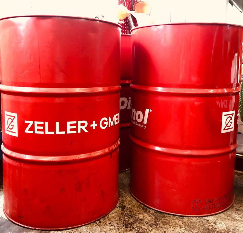 Ölfass 60 l + 200 l - Feuertonne, Stehtisch,  Mülleimer in Neresheim