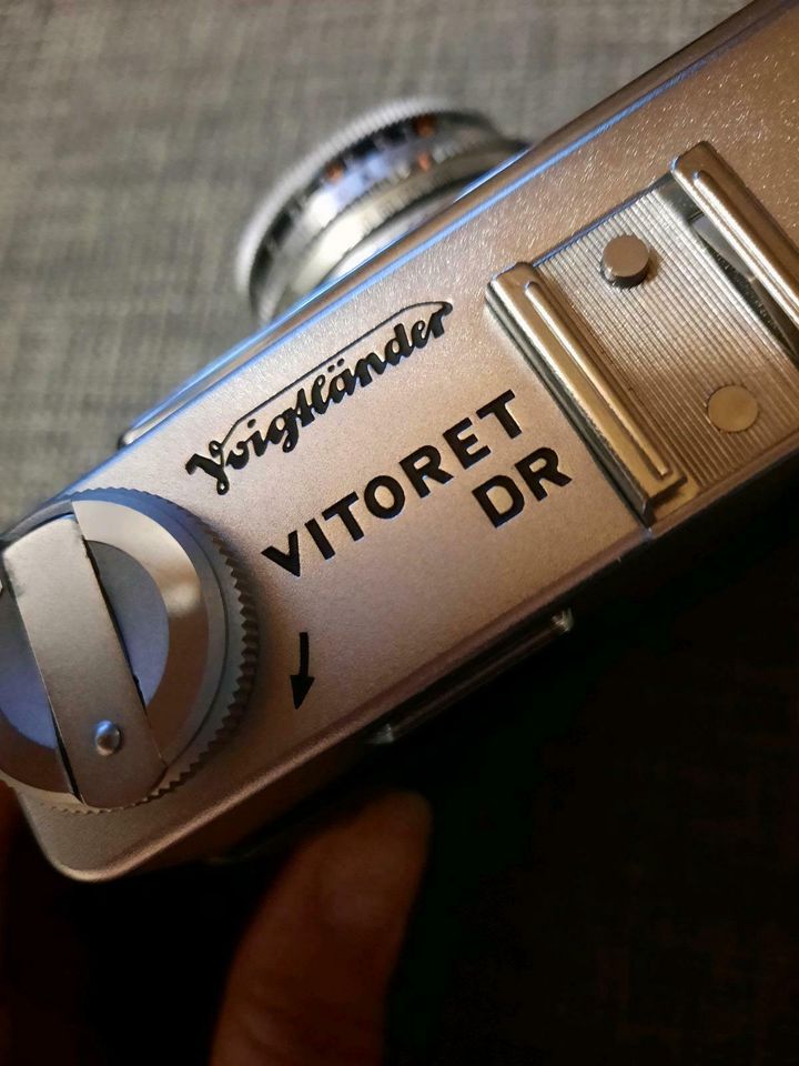 Voigtländer Fotoapparat analog in Mittenaar