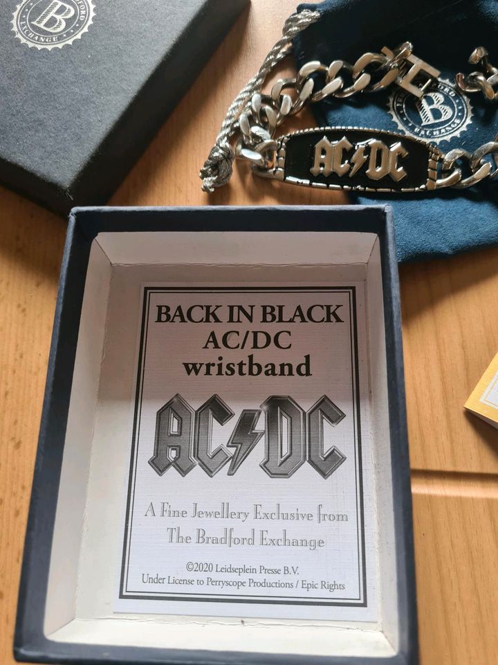 Back in Black AC/ DC,  Armband in Bad Schmiedeberg