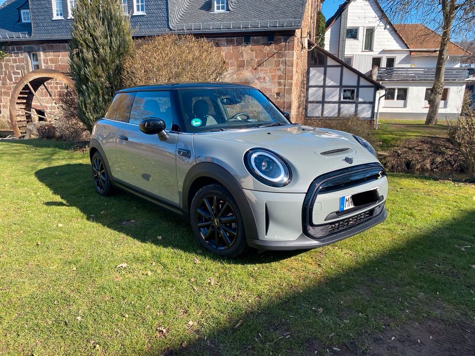 MINI Cooper SE Leasingübernahme 404,65 in Marburg