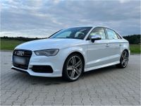 Audi S3 Lim. 2.0 TFSI quattro *LED*ALCANTARA*WINTERREIFEN* Niedersachsen - Hemmoor Vorschau