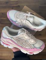 Asics Gel-NYC Cream Beige Pink 1203A383-104 EU42 US8,5 Hessen - Kassel Vorschau