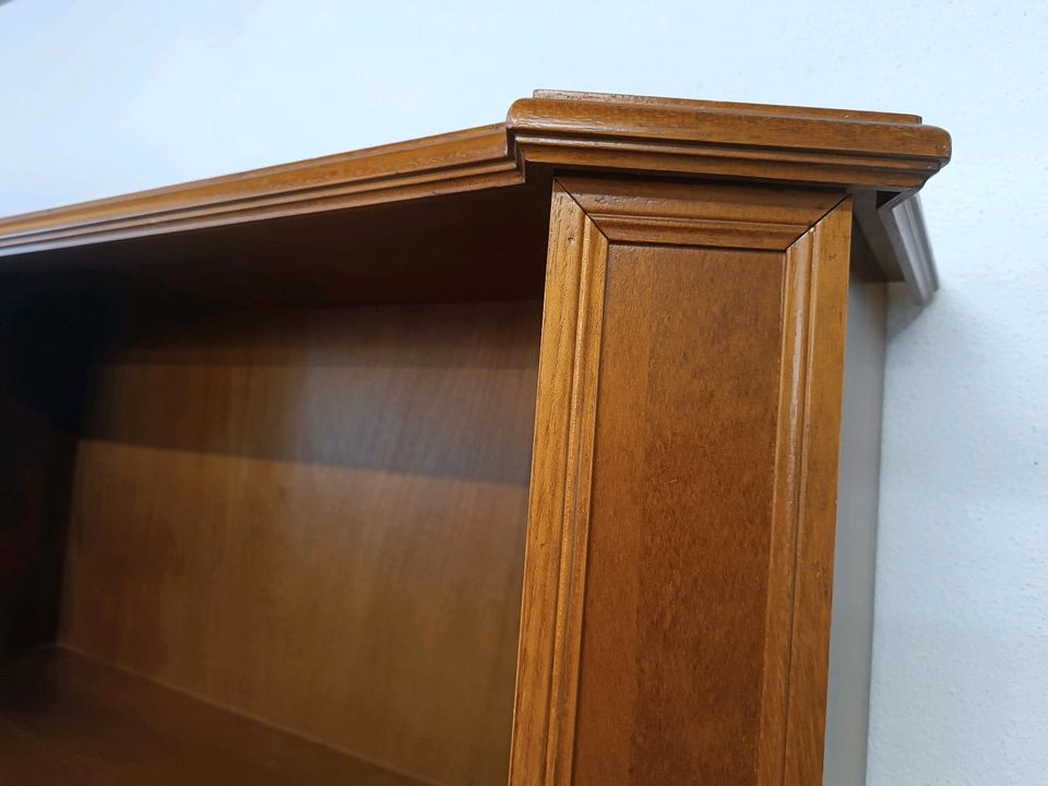 schöner Schrank Regal massiv braun mit Schublade in Buchloe