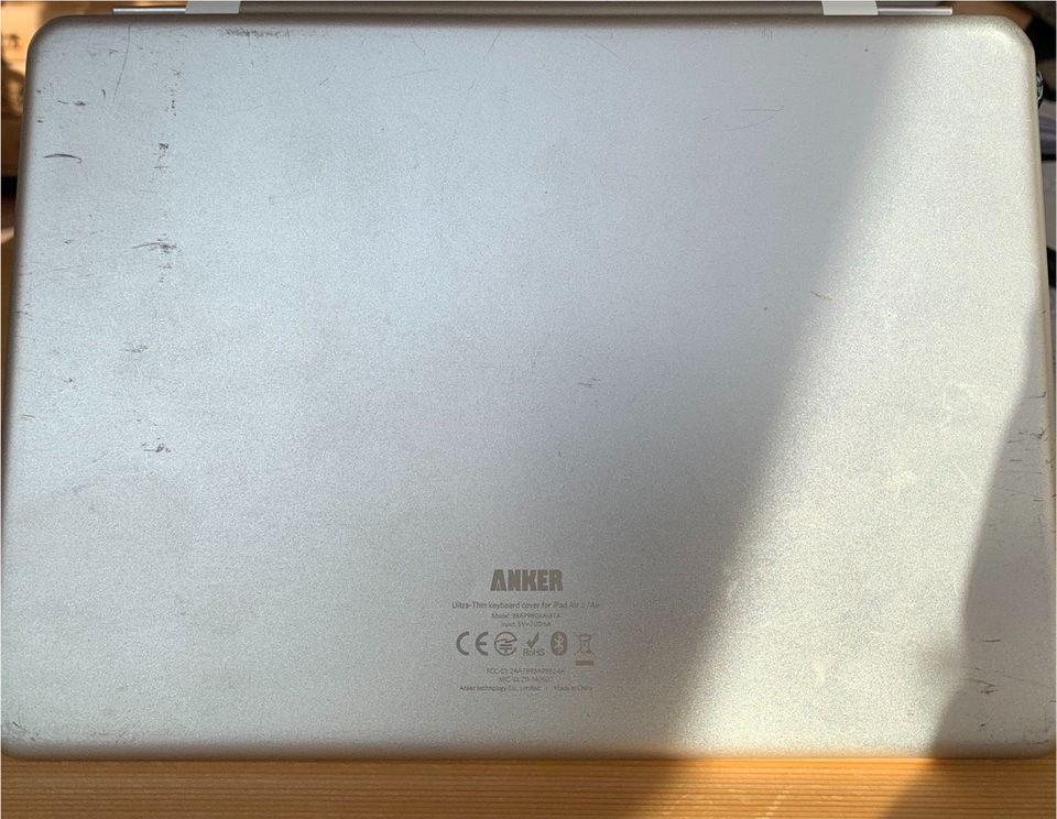 Anker Ultra-Thin Deutsche Bluetooth Tastatur für iPad Air & 2 in Perach