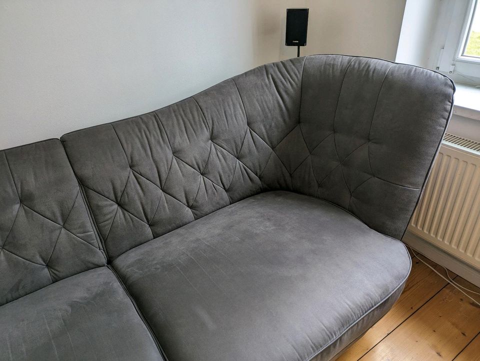 Bigsofa Sofa XXL Couch Chesterfield Vintage Microfaser Wohnzimmer in Wittenberg