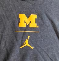 Jordan Basketball Shirt ärmelloser Hoodie Gr M 176 Saarland - Neunkirchen Vorschau