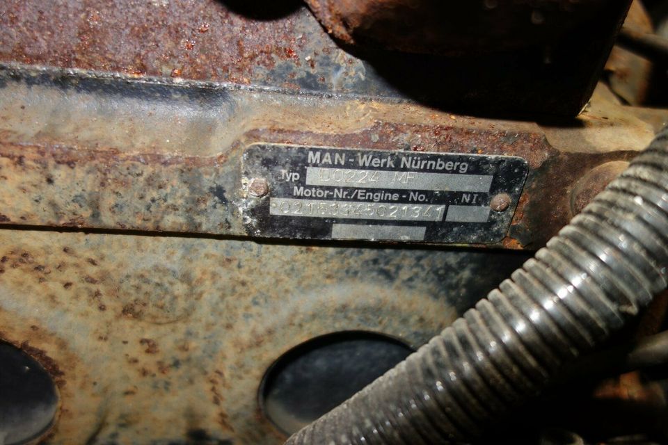 MAN 8.103   Typ: D0224 MF Motor in Sinn