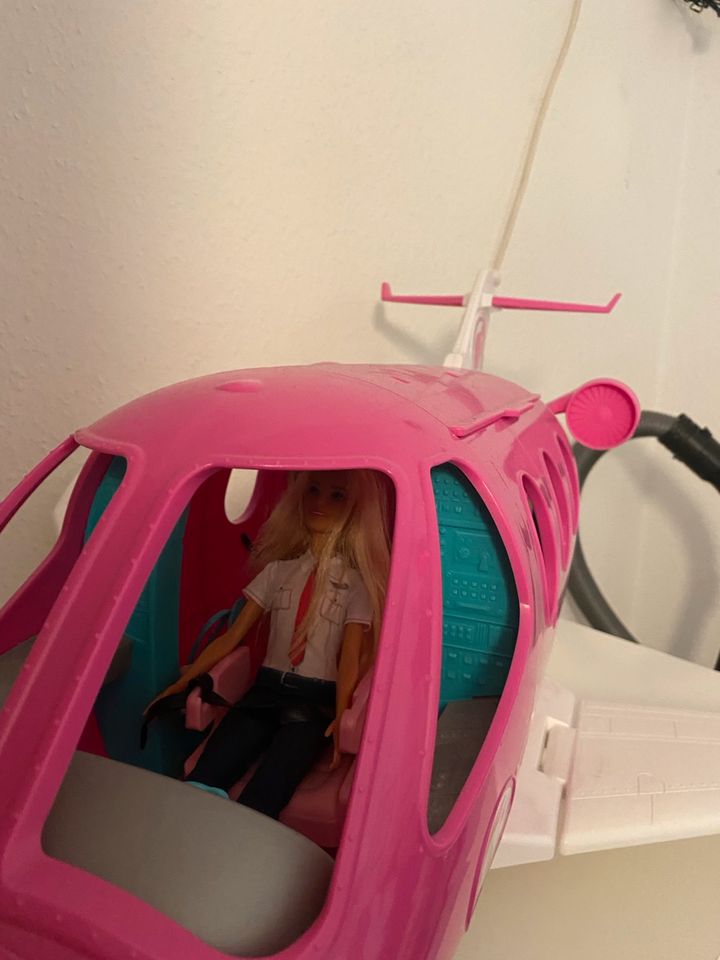 Orginal Barbie flugzeug in Köln