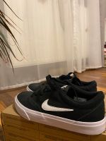 Nike Schuhe 40 unisex Niedersachsen - Braunschweig Vorschau