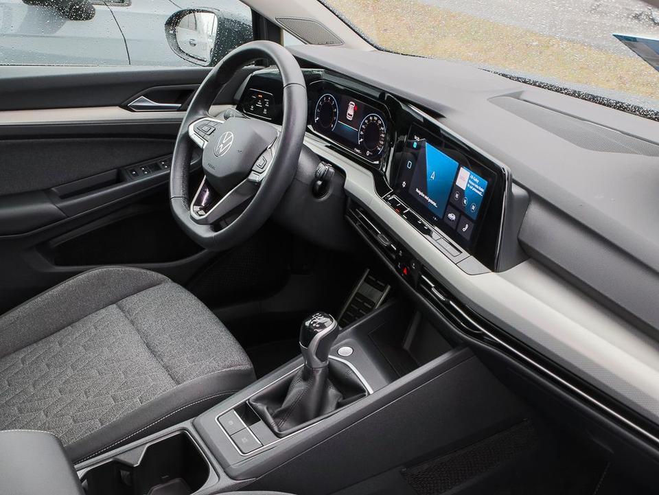 Volkswagen Golf VIII 1.0 TSI MOVE+GJR+PANO+APP+PDC+DAB+LED in Bamberg