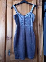 Nochmal Preissturz: Graues Samtkleid mit Trägern nur noch 3 € Sachsen - Frohburg Vorschau