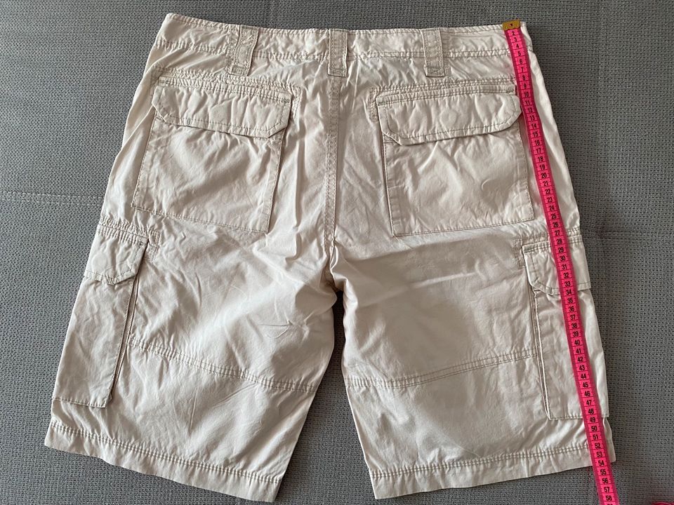 C&A Herren Shorts von Angelo Litrico, Gr. 50, beige in Hamburg