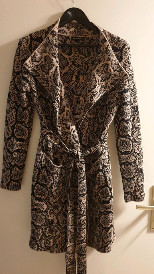 Strickmantel Cardigan Beige Schwarz Snake in Hamburg