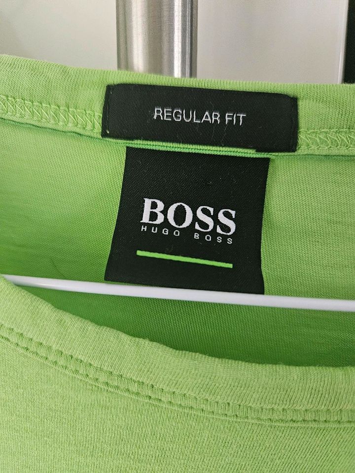 Boss/Hugo Boss T-Shirt Gr. XXL regular fit grün in Düsseldorf ...