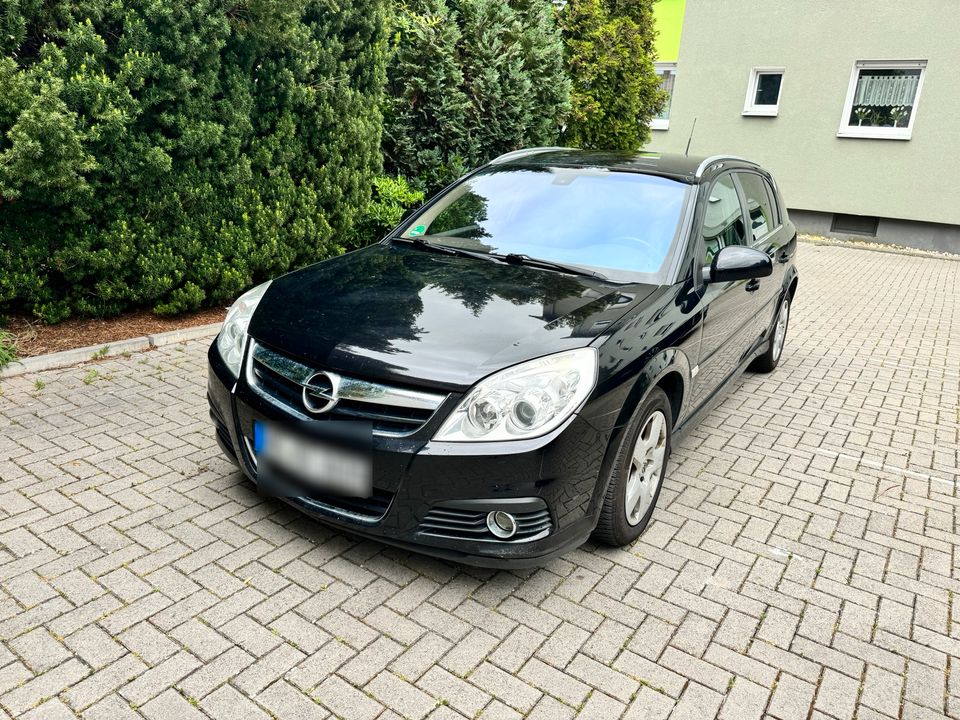 Opel Signum 1.9 CDTI in Schwetzingen