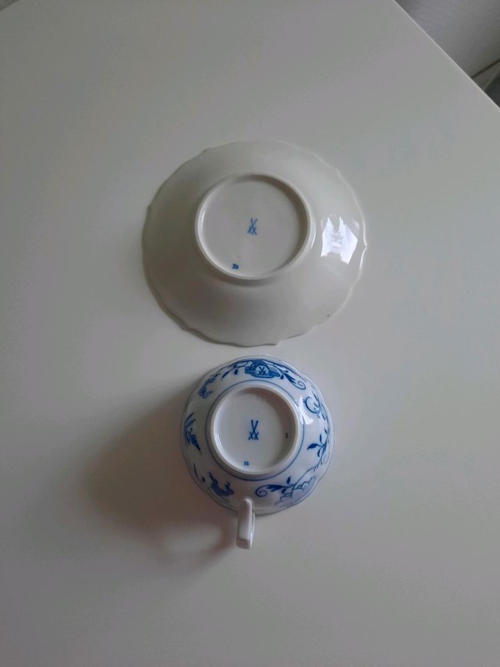 Teetasse Meissen,  Antik alt mit Untertasse in Hamburg