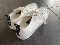 Sneaker Weiss von Guess Bayern - Fischbachau Vorschau