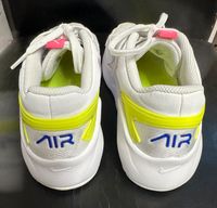 Nike Sneaker Turnschuhe Gr. 36,5 Baden-Württemberg - Neuried Vorschau