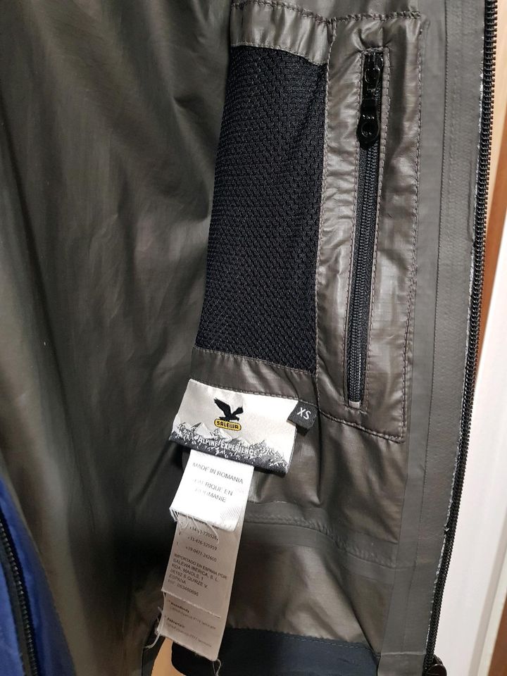 Hochwertige Salewa Alpine-xtrem Regen-jacke Windjacke Gr. XS in Nürnberg (Mittelfr)