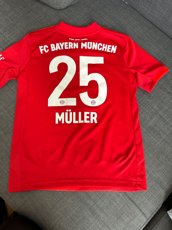 FCB Trikot in München