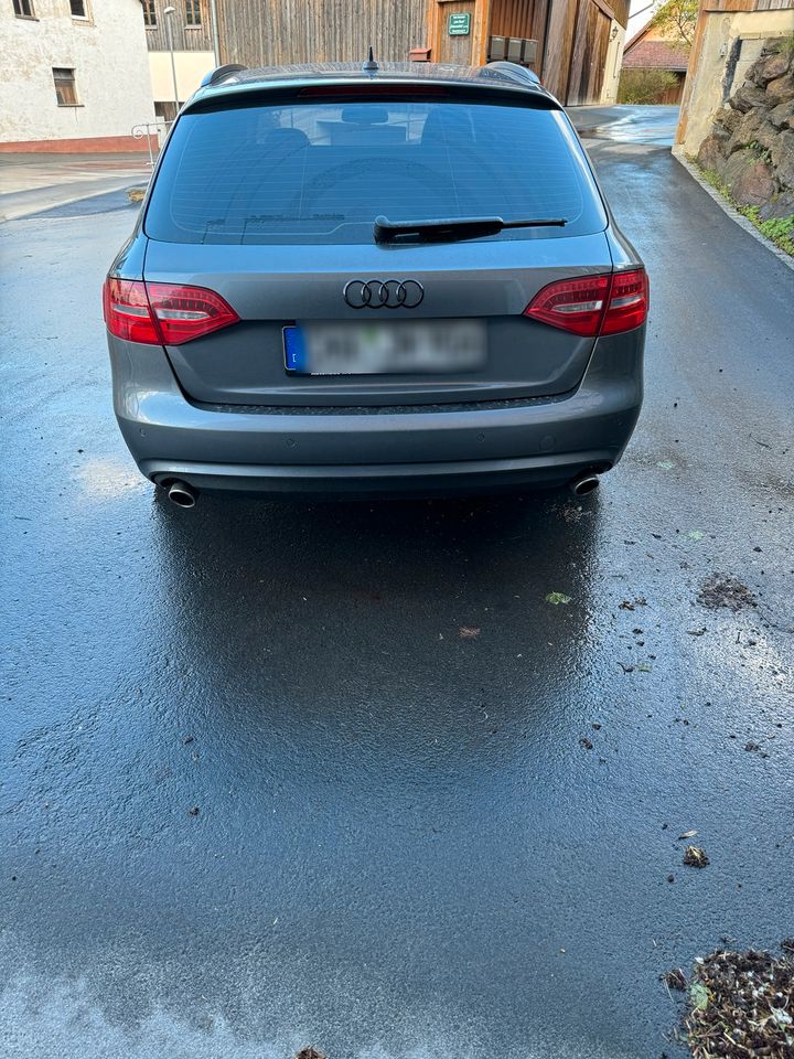 Audi A4 3.0 TDI *vollausstattung* in Furth im Wald