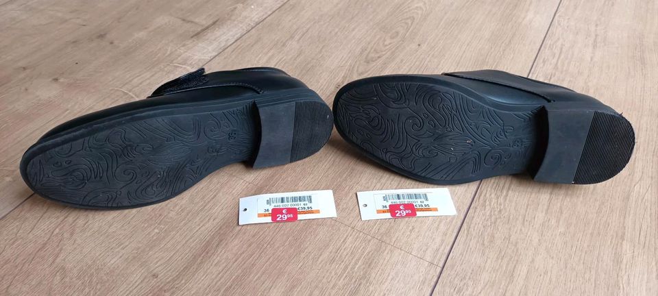 Schuhe Slipper festlich 36 Junge Pucetti 1x getragen in Oberhausen