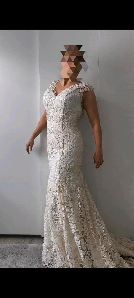 Ballkleid Abendkleid Hochzeitskleid Brautkleid Verlobungskleid in Jülich