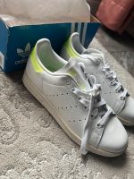 Adidas Schuhe STAN SMITH W Größe 37 1/3 Hessen - Babenhausen Vorschau
