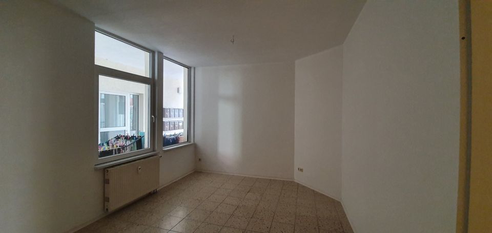 Komplette Etage als Gewerbefläche zu verkaufen 85000€ VB in Strehla