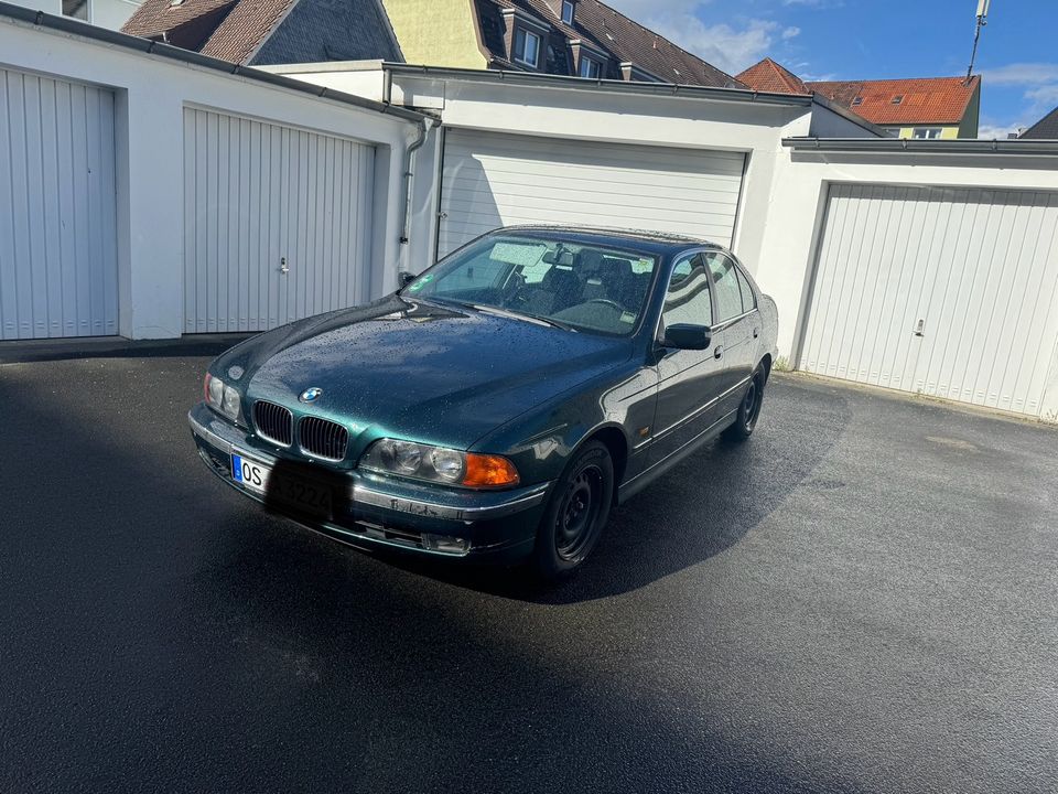 BMW E 39 + 4 Sommerreifen in Osnabrück