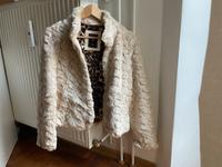 GUESS - Felljacke - Beige - Top-Zustand Pankow - Prenzlauer Berg Vorschau