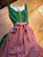 Verkaufe Wenger Dirndl Gr.42 grün/rot Bayern - Wallerfing Vorschau